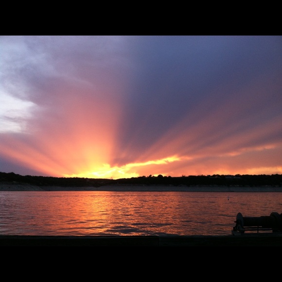 Meet your Posher, Megan - Picture 2 of 4